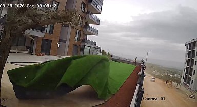 Denizli'deki fırtınadan Necati ve Saykolar grubunun bas gitaristi de etkilendi