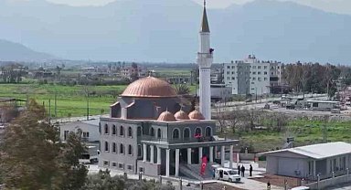 Depremin ardından inşa edilen 123. cami ibadete açıldı