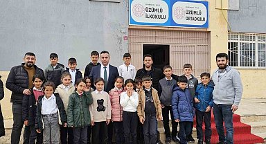 Dicle İlçe Milli Eğitim Müdürü Selçuk, öğrenci ve öğretmenlerle buluştu