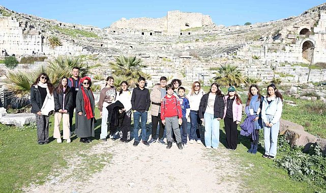 Didim Çocuk Meclisi'nden Miletos'ta matematik yolculuğu