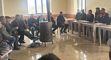 Digor'da üreticilere destek bilgilendirme toplantısı