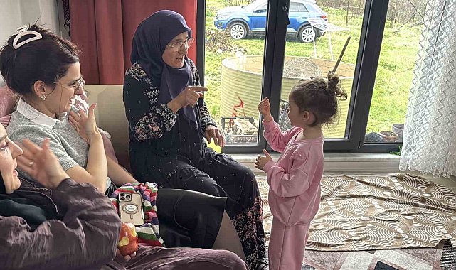 Diller sustu, sevgi konuştu: Bu bayram herkesi duygulandırdı