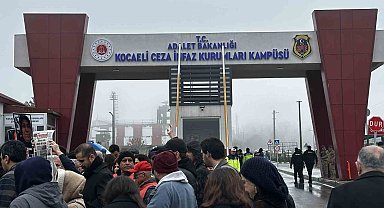 Dilovası'ndaki parfüm tesisi yangını davasında sanıklar hakim karşısında