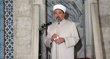 Diyanet İşleri Başkanı Arpaguş, Süleymaniye Camii'nde hutbe okudu