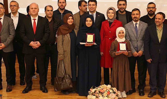 Diyarbakır'da "Genç Nida Kur'an-ı Kerim'i Güzel Okuma Yarışması" bölge finalleri tamamlandı