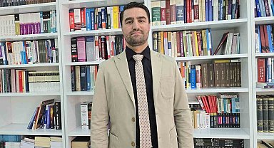 Doç. Dr. Mustafa Özalp: "ABD, Orta Doğu bataklığında duvara tosladı"