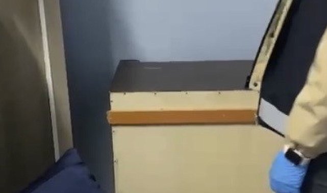 Dolapta yakalanan hırsızdan polislere: "Maşallah ne oldu şimdi?"