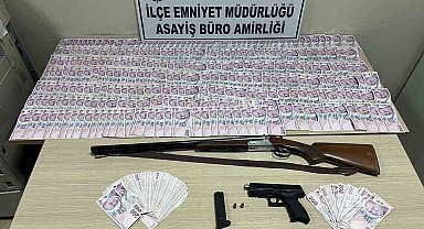 Dörtyol araçtan 100 bin lira para çalan şüpheli yakalandı