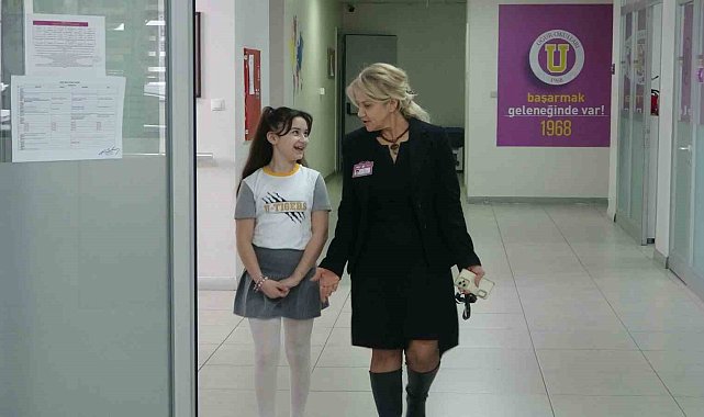 Dünya birincisi Lina'dan Cumhurbaşkanı Erdoğan'a: "23 Nisan'da koltuğunuza oturabilir miyim?"