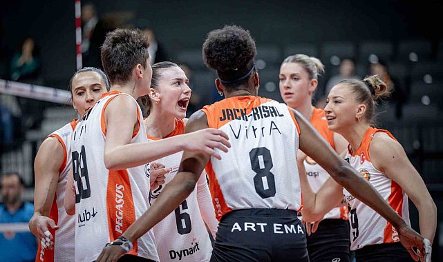 Eczacıbaşı Dynavit, Kupa Volley'de yarı finalde