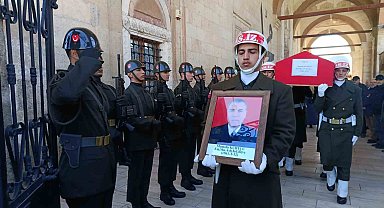 Edirne'de vefat eden emekli astsubay askeri törenle son yolculuğuna uğurlandı