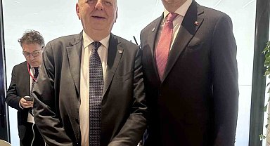 Enerji ve Tabii Kaynaklar Bakanı Bayraktar, İtalyan mevkidaşı Fratin ile bir araya geldi