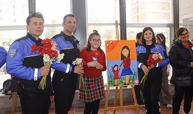 Engelli çocuklardan "Şiddete karşı sevgi" sergisi