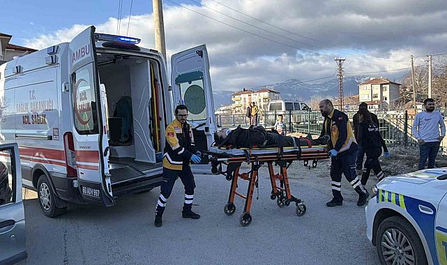 Erbaa'da motosiklet ile otomobil çarpıştı: 2 yaralı