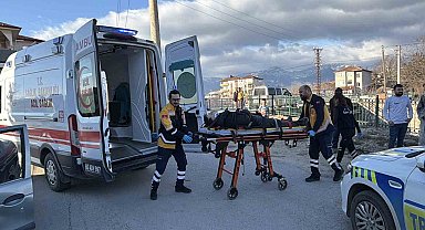 Erbaa'da motosiklet ile otomobil çarpıştı: 2 yaralı