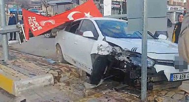 Erciş'te trafik kazası: 1 yaralı