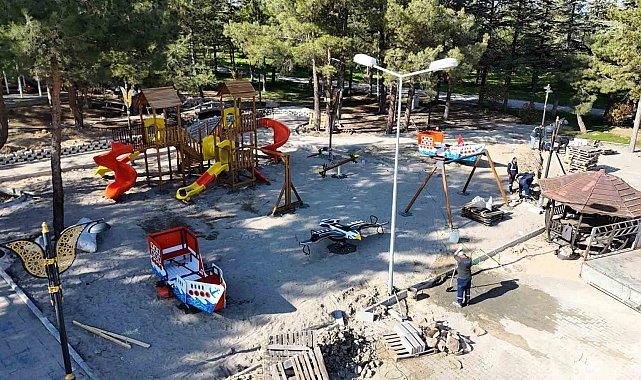 Ertuğrulgazi Türbesi içerisindeki park alanında çalışmalar hız kazandı