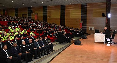 Erzincan Emniyet Müdürlüğü'nde bayram öncesi toplantı