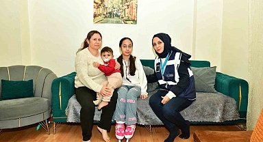 Esenyurt Belediye Başkan Vekili Can Aksoy, 11 yaşındaki Nazlı'ya paten sürprizi