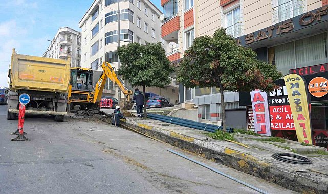 Esenyurt Mehmet Akif Ersoy Mahallesi'nin 7 yıllık elektrik sorunu çözüldü