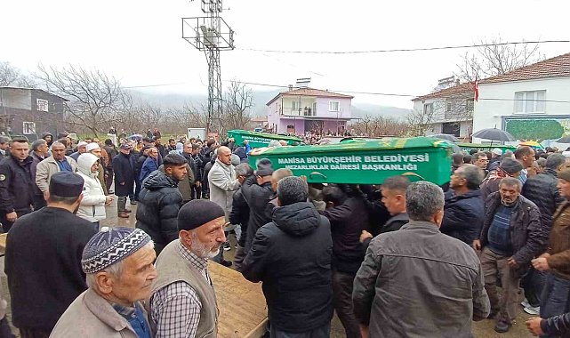 Eşi ve ailesini katletmişti: 4 kişi yan yana toprağa verildi
