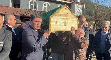 Eski Adalet Bakanı Tunç'un acı günü