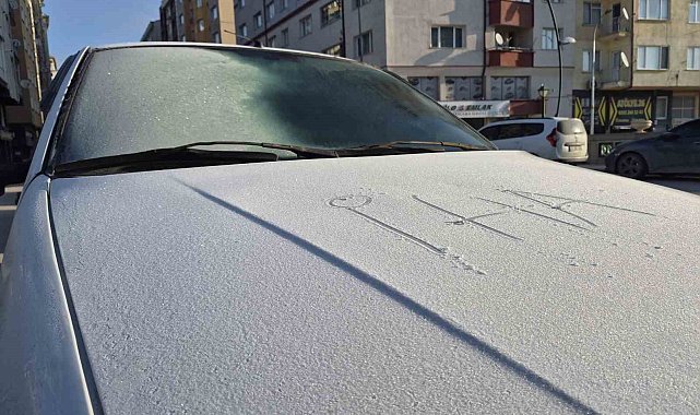 Eskişehir'deki soğuklar arabaları etkiledi