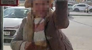 Fark ücreti vermek istemeyen kadın eczaneye taşla saldırdı, kapıları tekmeledi