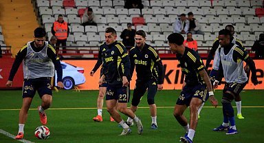 Fenerbahçe'den Antalyaspor maçında 5 değişiklik