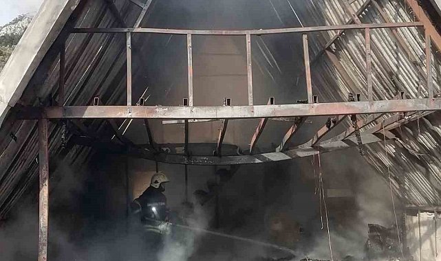 Fethiye'de bungalov ev yangını