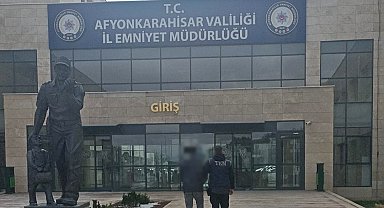 FETÖ'den aranan eski komiser yardımcısını polis yakaladı