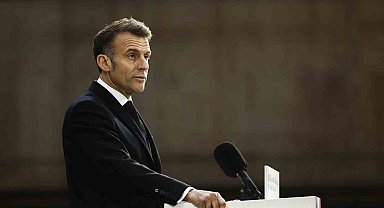 Fransa, Charles de Gaulle uçak gemisini Akdeniz'e gönderecek