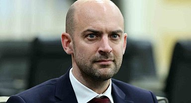 Fransa Dışişleri Bakanı Barrot'tan İsrail'e Lübnan'da kara saldırılarından kaçınma çağrısı