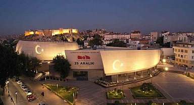 Gaziantep Büyükşehir ev sahipliğinde "İnsan Aklı Nasıl Çalışır" söyleşisi