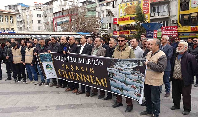 Gaziantep'te ABD ve İsrail'in İran'a yönelik saldırıları protesto edildi