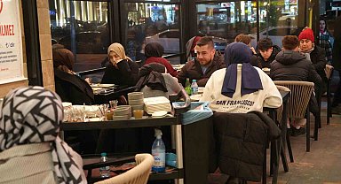 Gaziantep'te baklava kampanyası kuyruk oluşturdu