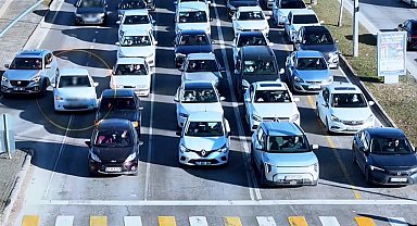 Gaziantep'te 10 günde 389 sürücüye hatalı şerit cezası