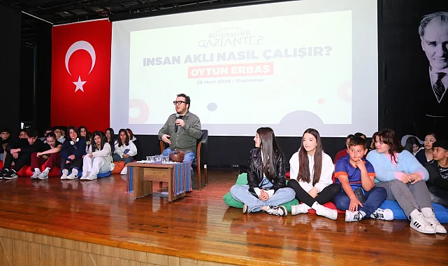 Gaziantep'te "İnsan Aklının Sırları" söyleşisi yoğun ilgi gördü