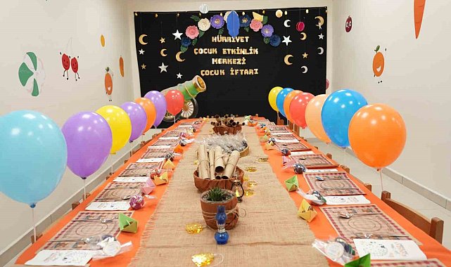 Gaziosmanpaşa'da çocuklar tekne orucu tutmanın heyecanını yaşadı