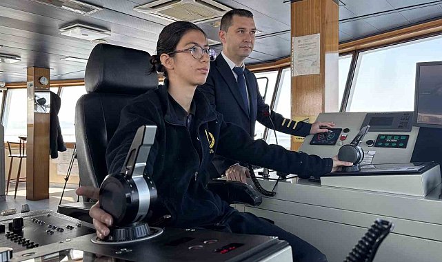 Geleceğin kadın kaptanları denizcilik sektörüne katkı için göreve hazırlanıyor