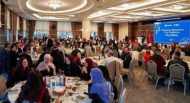 Göç İdaresi Başkanlığı uluslararası öğrencilerle iftar yemeğinde bir araya geldi