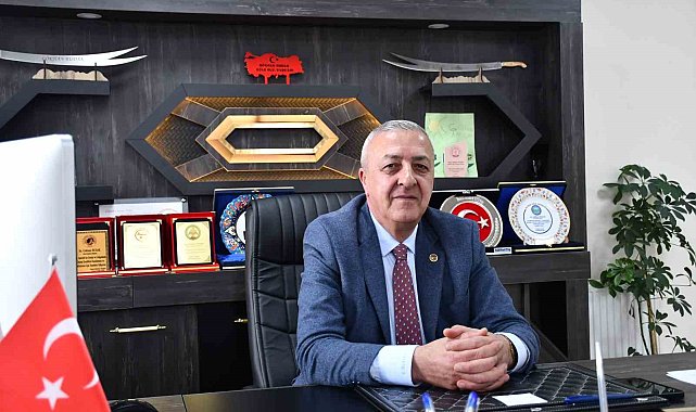Göle Belediye Başkanı Budak: "Özgür Özel, eşime, 'Eşiniz dik durmadı, ben sizi milletvekili adayı yapayım' şeklinde bir teklif iletti"
