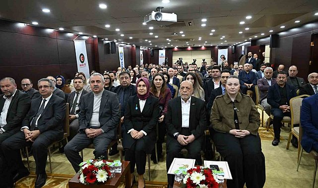 HAK-İŞ Başkanı Arslan: "Suyun ticarileştirilmesine karşı cepheden bir mücadele başlatan Türkiye'de tek konfederasyonuz"