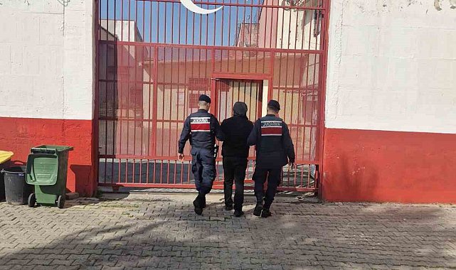 Hapis cezasıyla aranıyordu jandarmadan kaçamadı