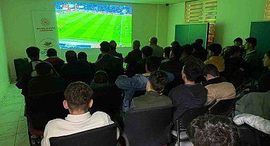 Hasköy Gençlik Merkezi'nde milli maç heyecanı