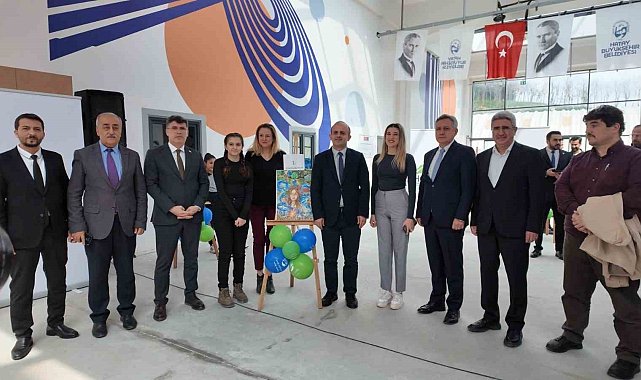 Hatay'da küçük ressamlar tuvallerinde suyu anlattı