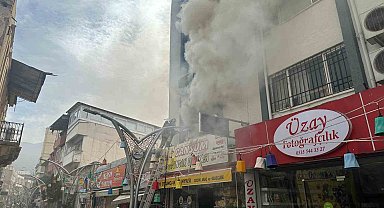 Hatay'da oyuncakçı dükkanında korkutan yangın