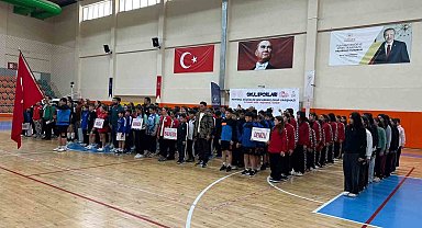 Hentbol Şampiyonası Aydın'ın ev sahipliğinde başladı