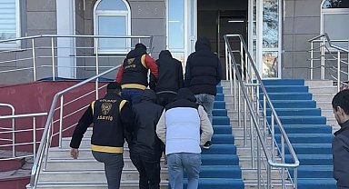 Hırsızlık şüphelisi 4 şahıs tutuklandı