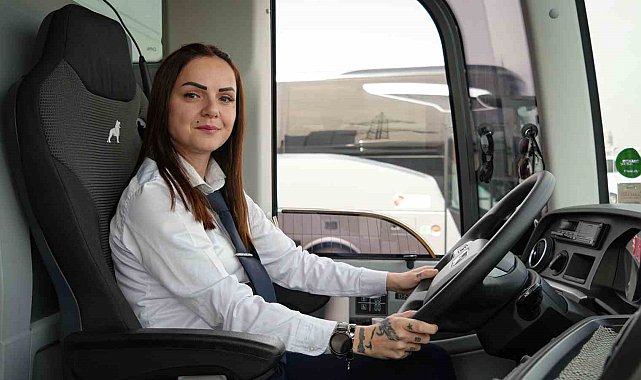 Hostesken otobüs kaptanı olan Serenay Göç: "Kadınlarımız her alanda olmalı"